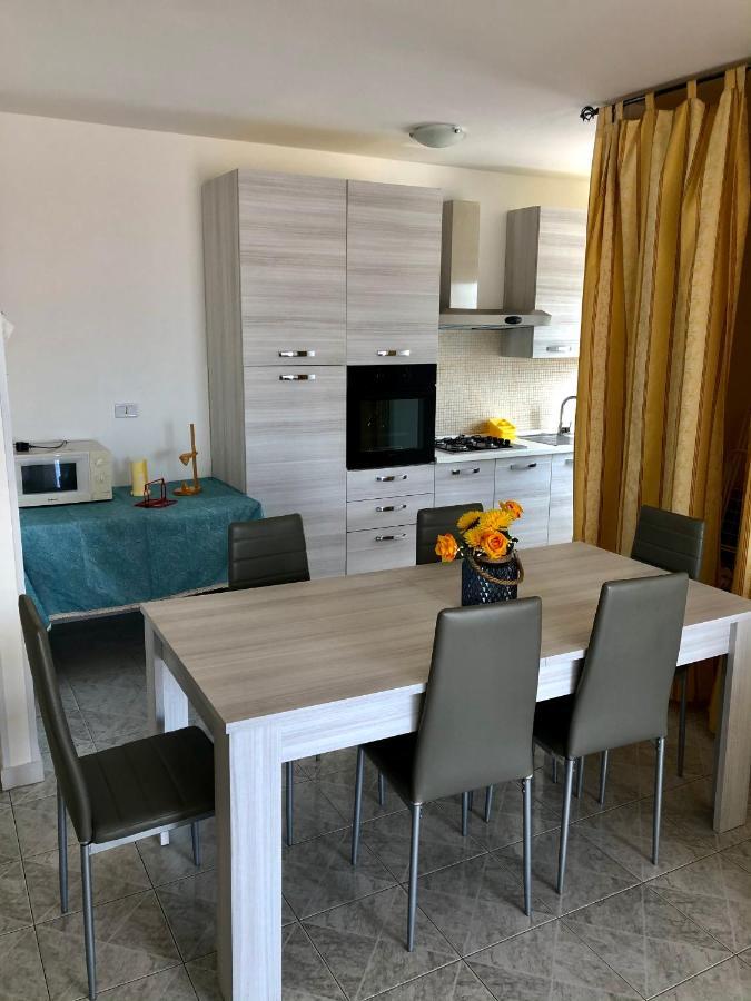 Апартаменты Casa Sul Corso Di Лидо-Марини Экстерьер фото